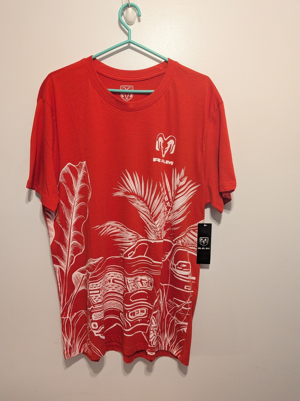 RAM Red Short-Sleeve Graphic Palm T-Shirt